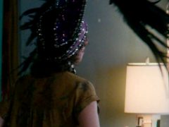 Alison Brie In “Glow” S03E03