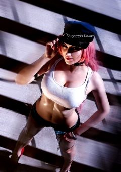 Beautiful poison cosplay babe