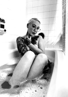 Come And Take A Bath With Me!